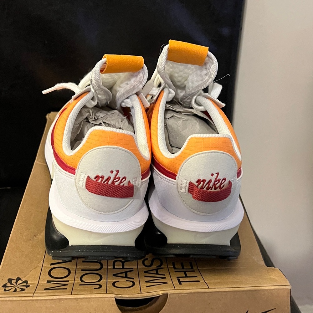 Nike Air Max Pre-Day in red and orange - Picture 4 of 6